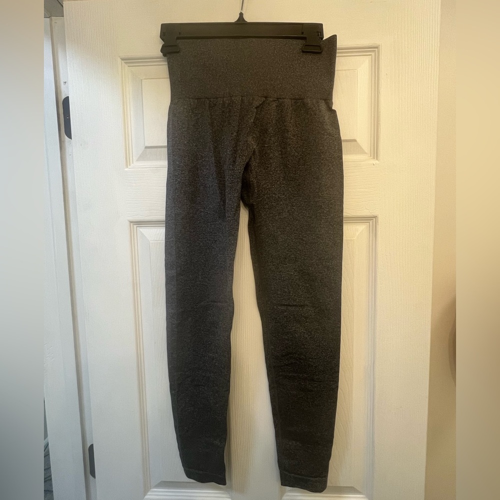 NVGTN Black speckled contour leggings
